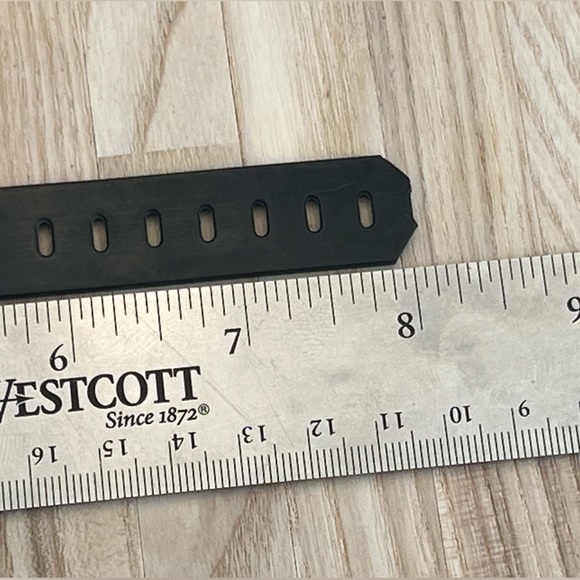 Jacob Jensen Ladies Watch White Dial Black Silicone Strap Swiss Designer - Picture 11 of 11